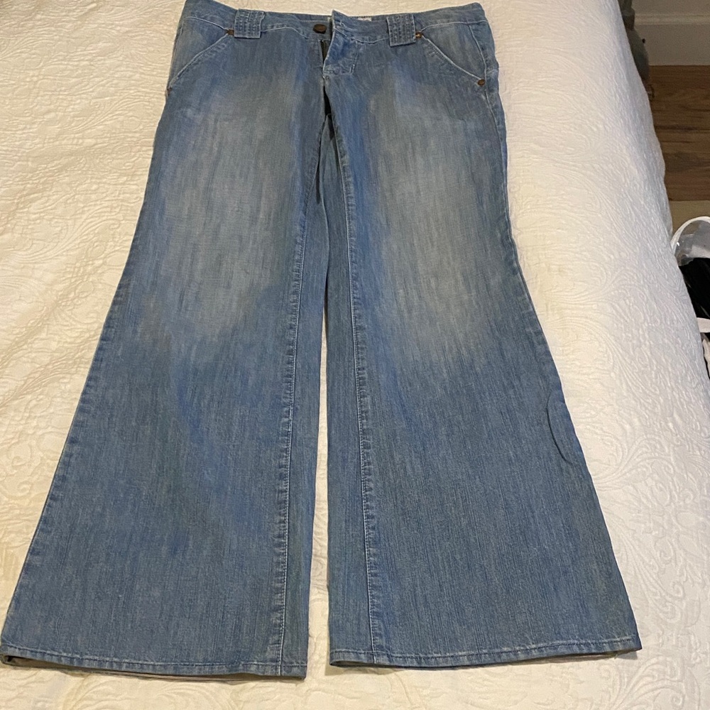 Jack & Rae 100% cotton Classic Blue Flare Jeans for Women